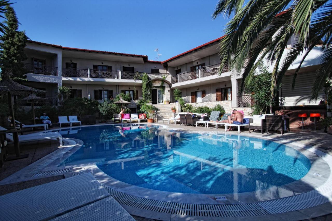 Stamos Hotel Afytos Exteriör bild